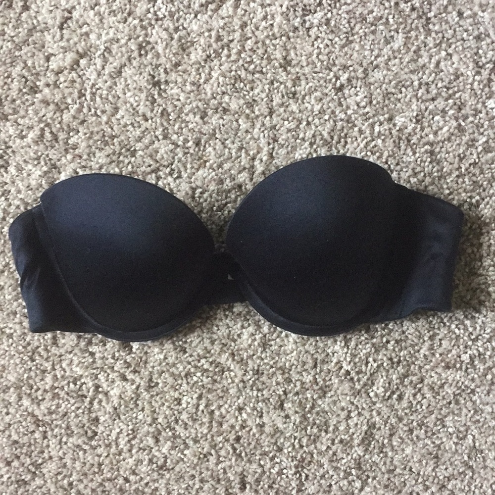Victoria’s Secret Strapless Bra